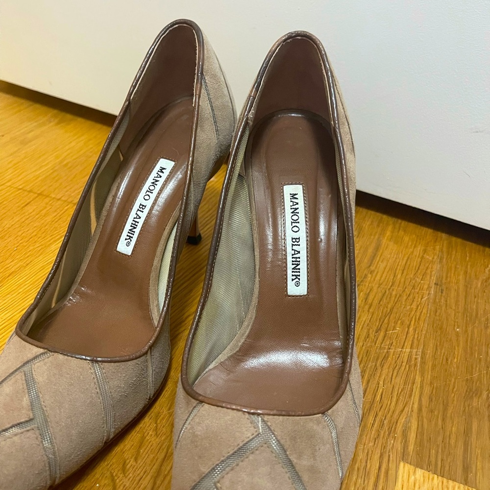 Monolo Blahnik Nude High Heels